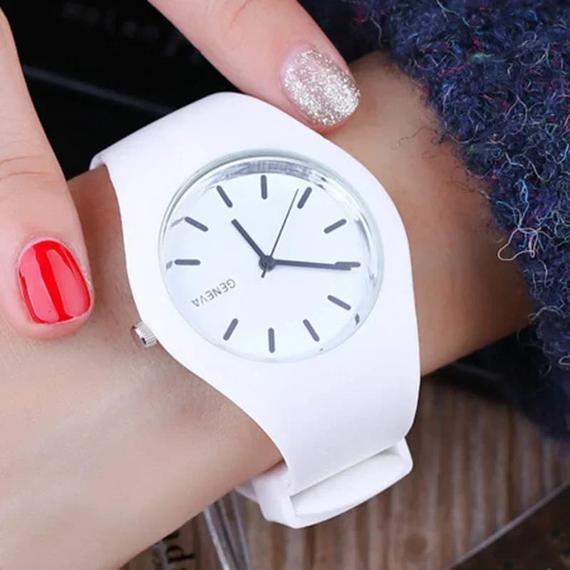 Geneva Women's Watch Casual Sports Watches Quartz Wrist Watch With Silicone Strap For Women's Student
