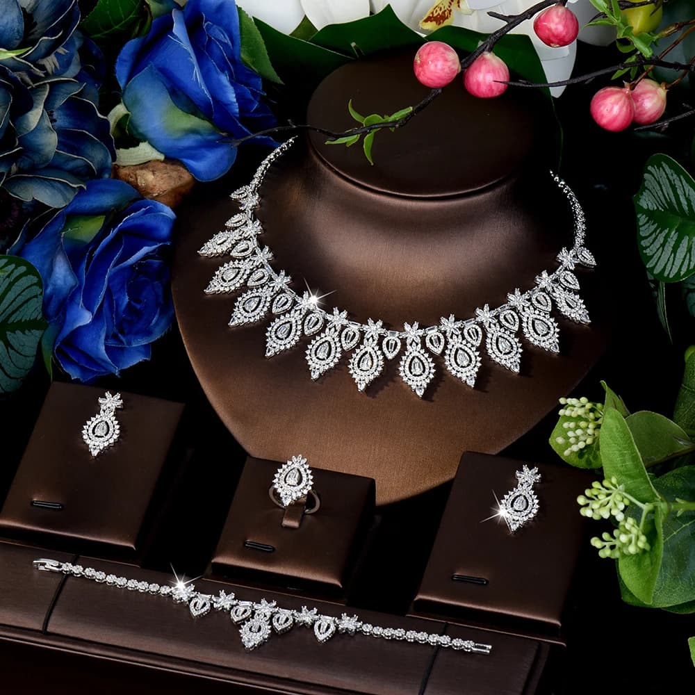 HIBRIDE Splendidi gioielli squisiti Collana Orecchini Bracciale Set adatto per le donne di Dubai Abito da sposa Regalo per eventi nuziali S-974