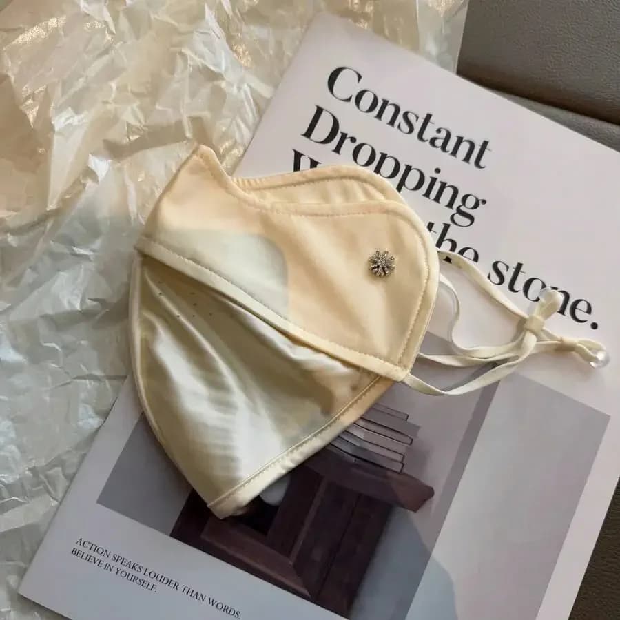 Maschera protettiva solare da donna in seta ghiacciata con strass, leggera e traspirante, per l'estate
