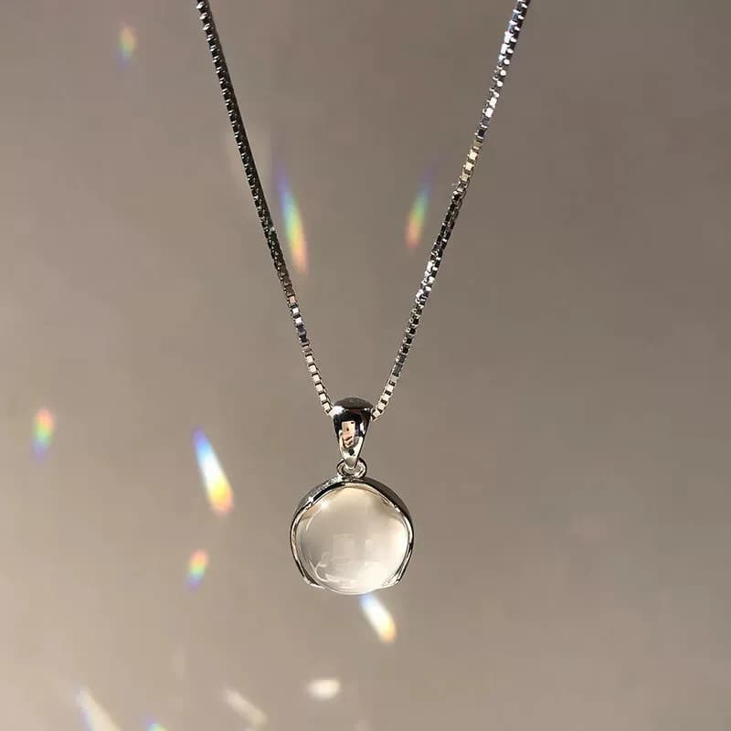 Simple Imitation White Jade Luxury Women's Necklace Gentle Exquisite Collarbone Chain Jewelry Friends Christmas Festival Gift