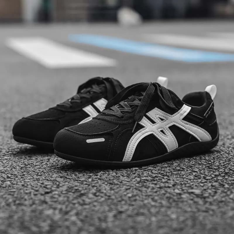 ‌Unisex Outdoor Casual Sports Shoes, Versatile Classic Retro Minimalist Walking Sneakers for Campus
