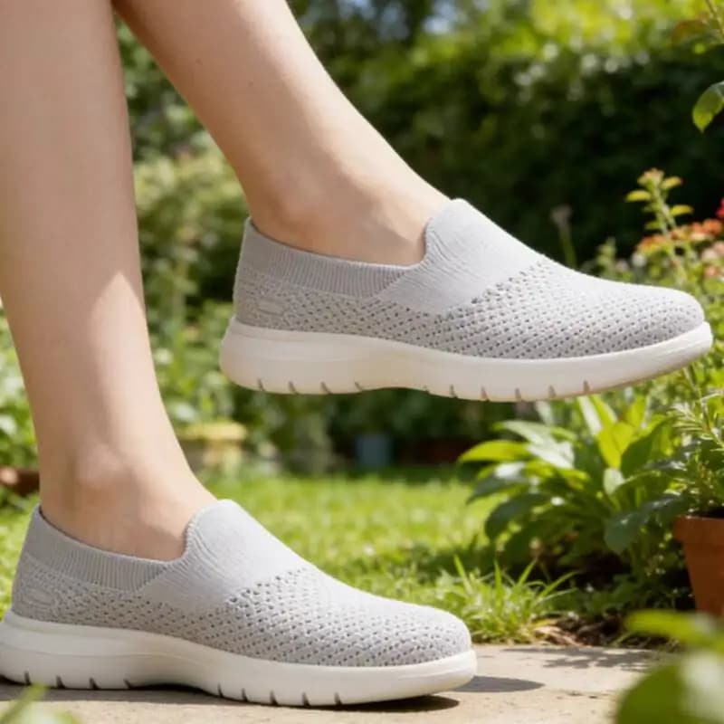 Scarpe casual da donna Skechers Scarpe da passeggio Scarpe leggere e ammortizzanti 138270-LTGY Ultimo modello