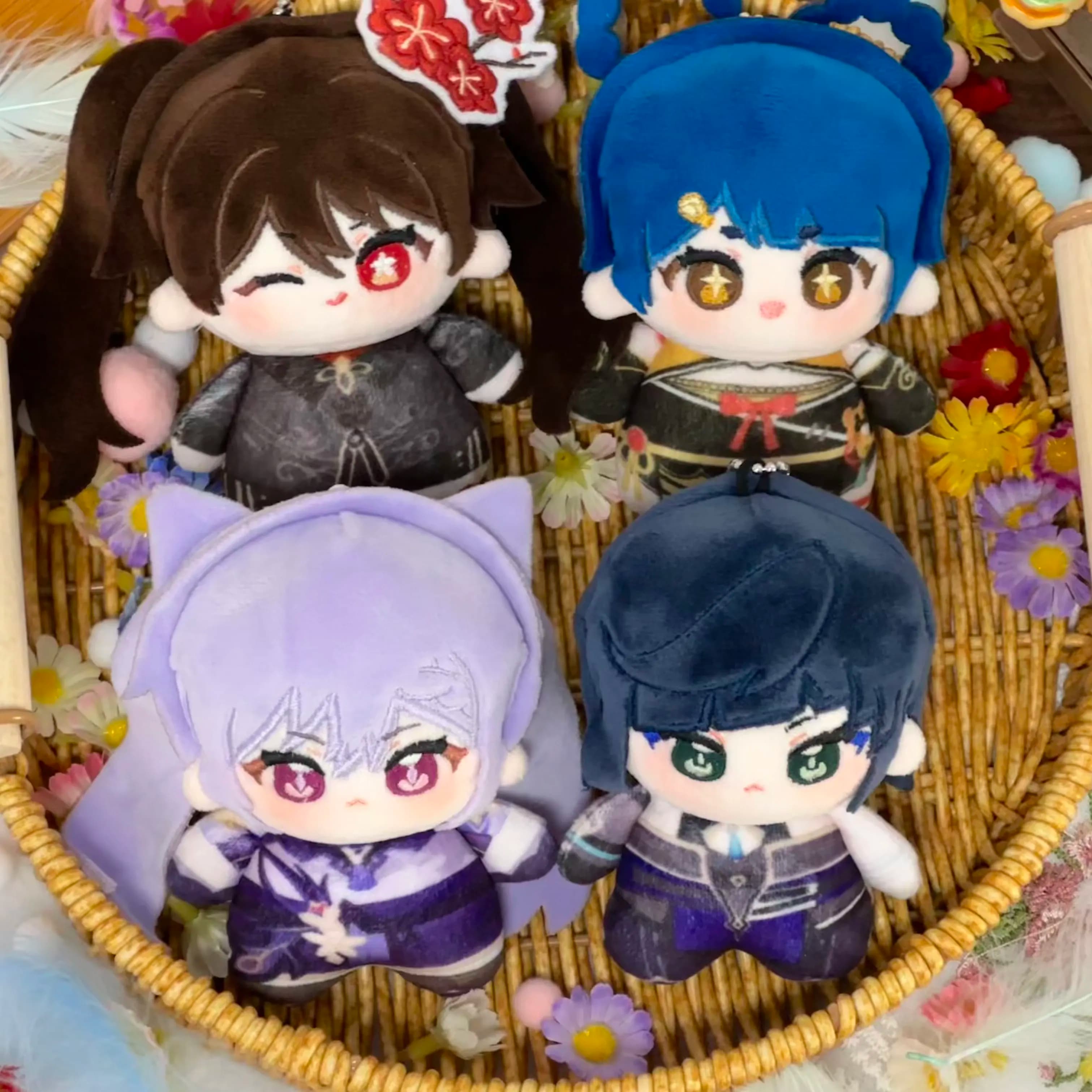 Portachiavi con Personaggi Anime del Gioco Genshin Impact: Baizhu, Yelan, Xianyun, Shenhe, Xiangling, Modellino Carino da 10cm, Ciondolo da Appendere, Regalo