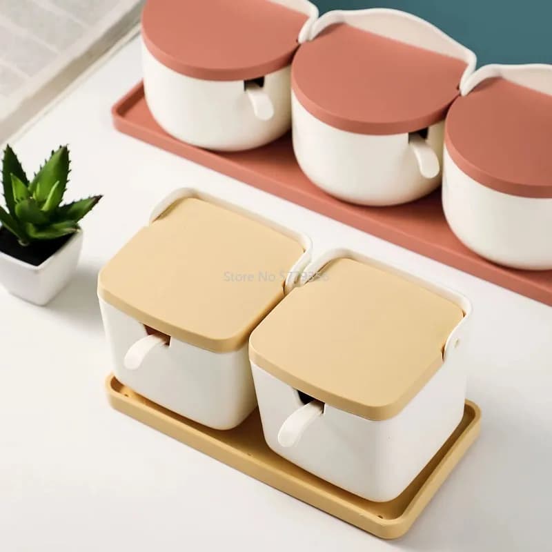 1 Set Plastic Sugar Bowl with Spoon Kitchen Salt Container Salt and Pepper Spice Bottle