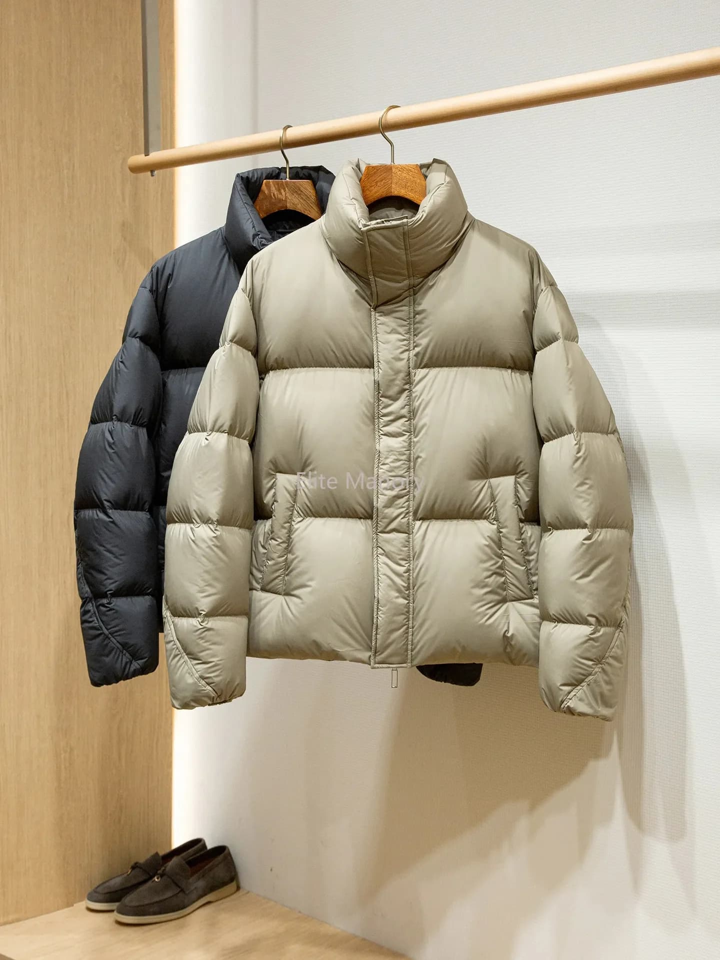 Piumino 15D Gaomi Chunya Textile con 90% di Piuma d'Oca Bianca, Soffice e Caldo, con Collo Alto