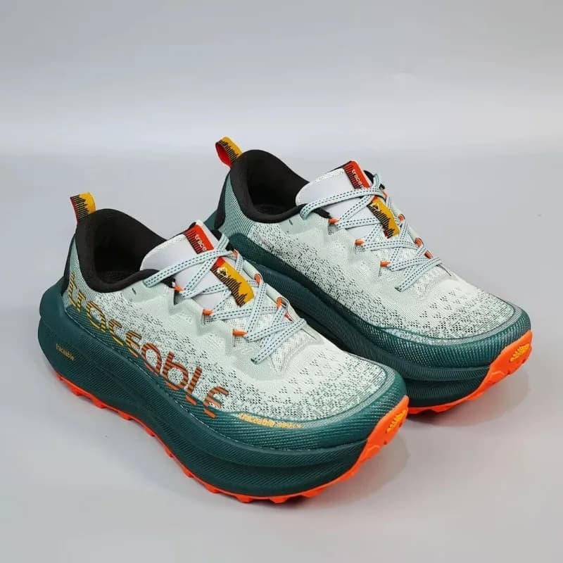 New Mountain Climbing Mens Footwear Hard-Wearing Rock Climbing Shoes Men Lace Up Sport Sneakers Wide Feet Hiking Shoe Man