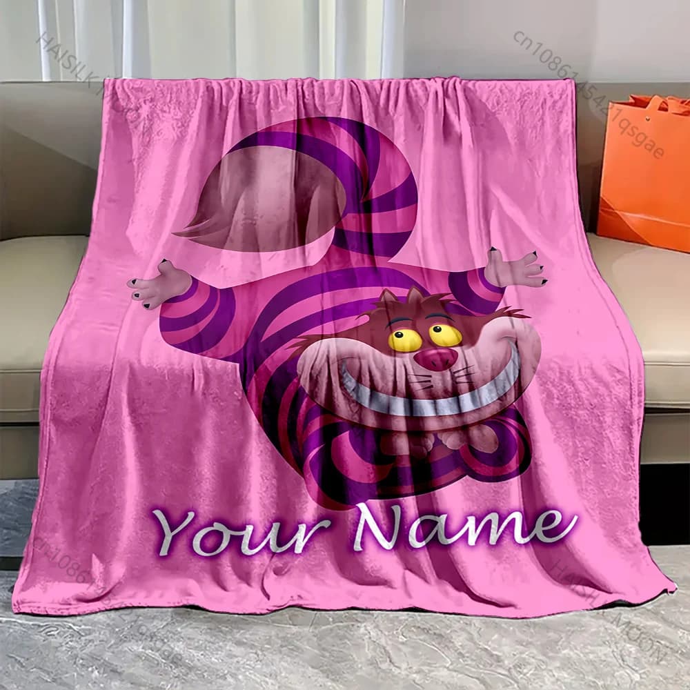 Coperta Personalizzabile in Diverse Misure con Nome, Stampa Alice nel Paese delle Meraviglie e Gatto del Cheshire, Morbida e Calda, Regalo di Lusso per Adulti e Bambini