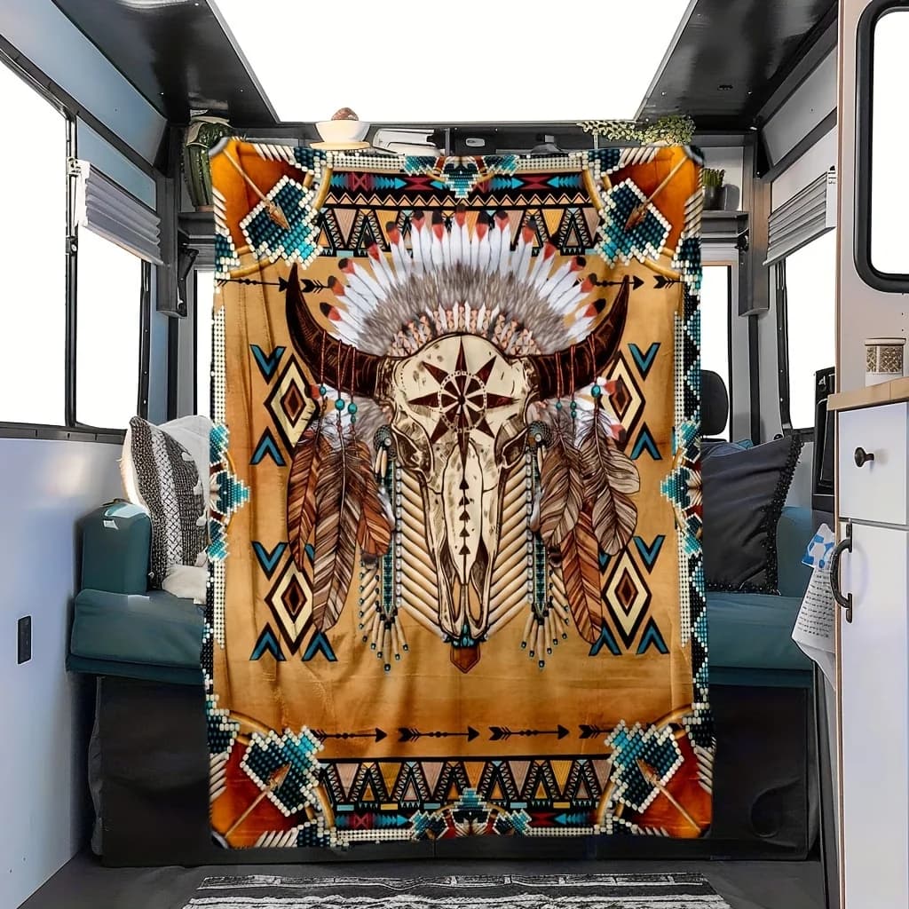 With the Buffalo head pattern Flannel printed blanket suitable for all seasons suitable for living room office sofa and travel