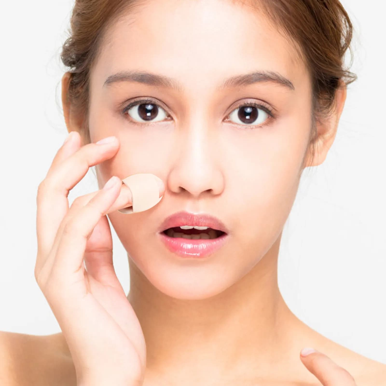 4Pcs Small Finger Puff Strap Premium Makeup Puff for Foundation Powder Concealer Touch Ups on Eyes Nose Cheeks