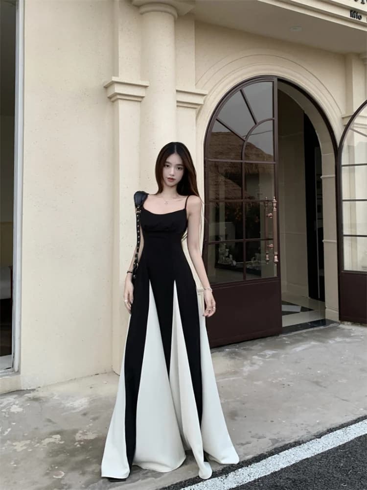 Elegant Low-Neck Strap Dress Women Summer Black White Color Block Waist Cinched Maxi Skirt A-Line Skirt VU Collar Sleeveless