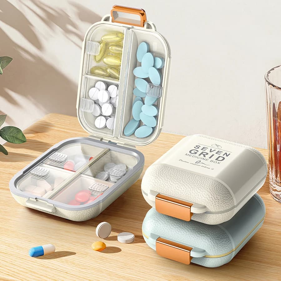 1 pc 7 day pill box Large capacity dust and moisture proof vitamin and medicine organiser Ideal for carrying medicines outdoors