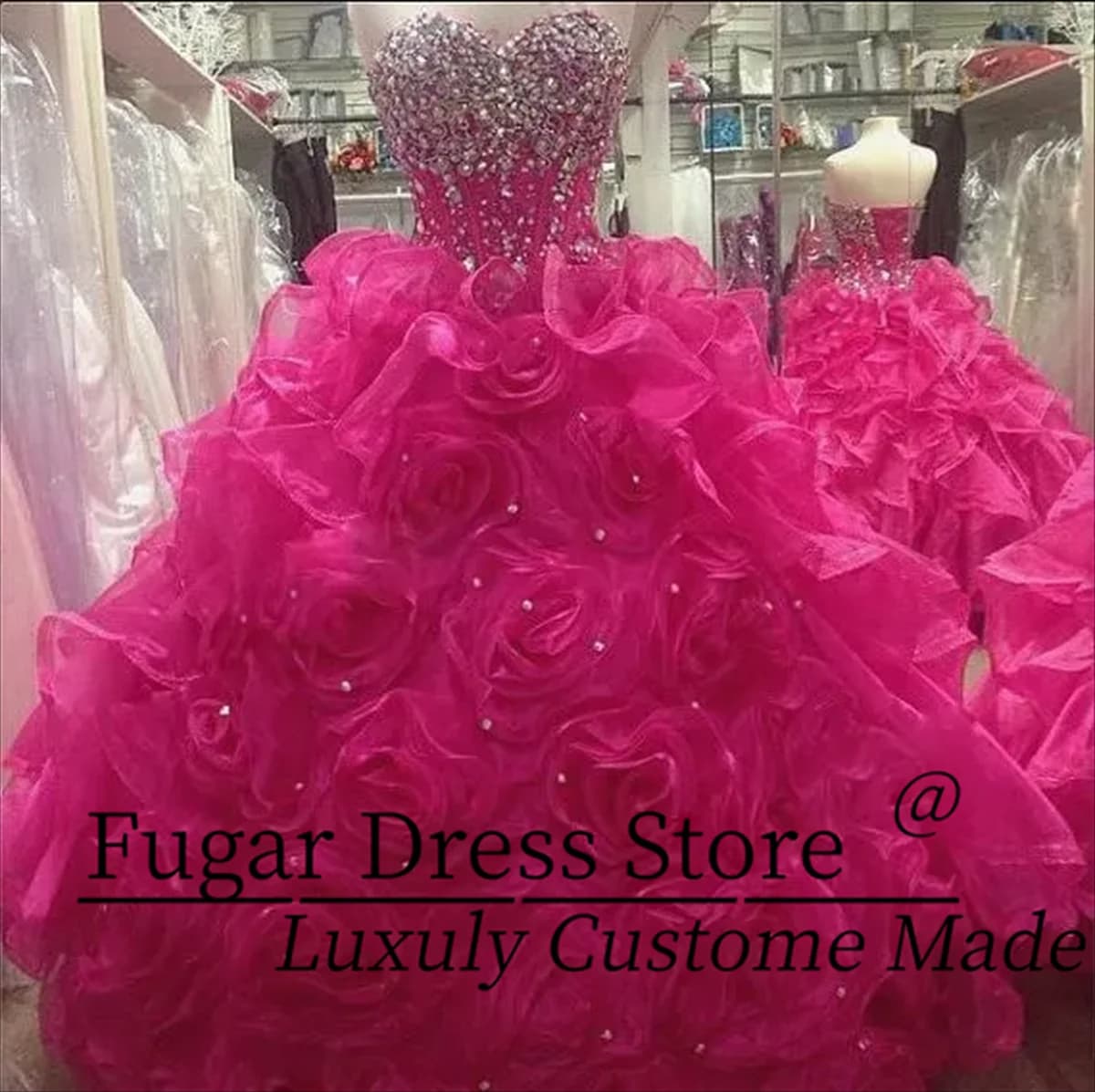 Eleganti abiti Quinceanera rosa caldo Abito da ballo con lacci in rilievo di cristallo Lunghezza pavimento Prom Party Sweet 16 Abiti da debuttante personalizzati