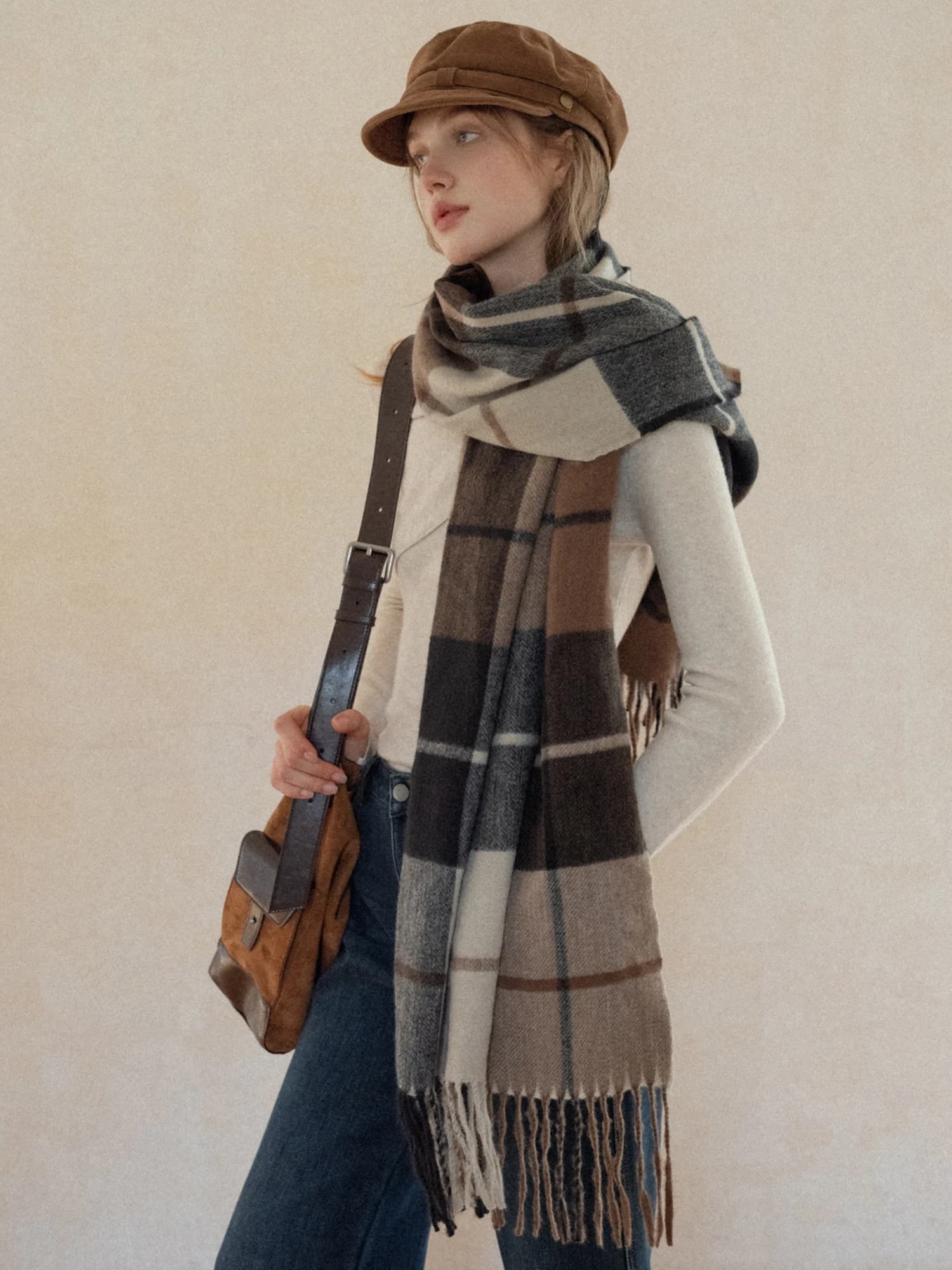 Sciarpa Lunga a Quadri Eggka con Nappe, Stile Coreano Caldo e Accogliente, Accessorio Moda Donna in Fibra di Poliestere per Autunno Inverno