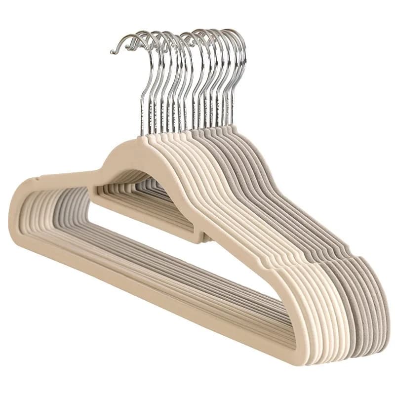 Appendiabiti in velluto per abiti Design antiscivolo con spalle dentellate Salvaspazio Ideale per cappotti Camicie Pantaloni con gancio a 360°