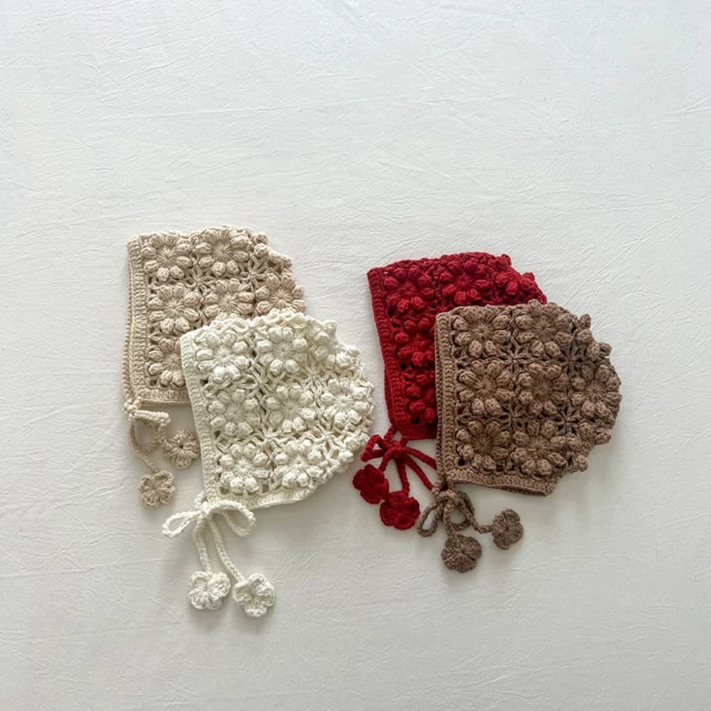 Cappelli per bambini Fiore Hollow-out Cofano Jacquard lavorato a maglia Berretto per neonato Accessori per capelli per bambini Cappello caldo autunnale per bambini Copricapo da esterno