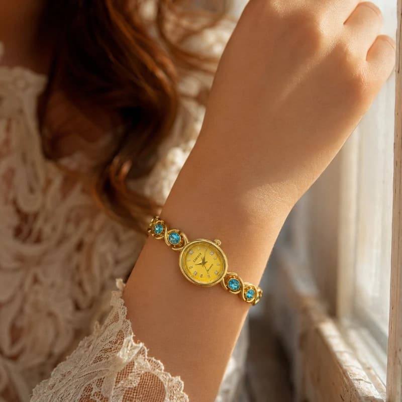 Top Brand Women Bracelet Watch Fashion Oval Dial Quartz Wristwatches for Women Luxury Gift Ladies Watch Clock reloj para mujer