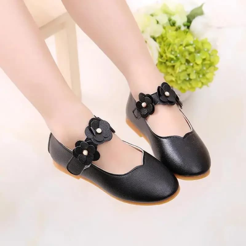 2025 estate ragazze principessa scarpe in pelle per bambini scarpe eleganti sandali fiori moda bianco matrimonio bambini scuola scarpe basse