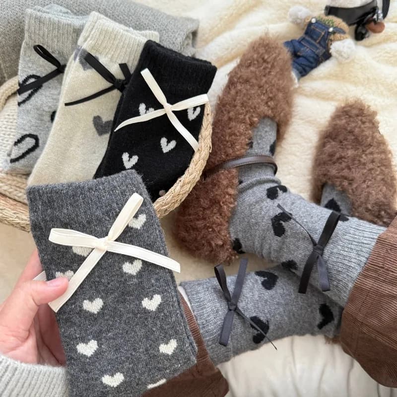 1/5 pairs New Spring Autumn Comfortable Love Butterfly Knot Socks Fashion Mid tube Socks Thickened Elegant Simple Socks