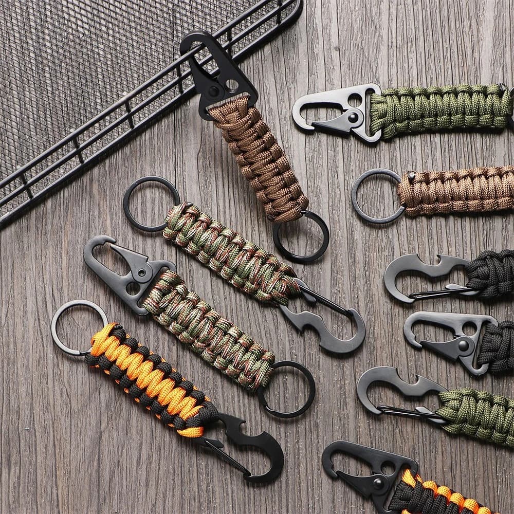 Portachiavi in paracord da esterno Corda di sopravvivenza intrecciata da uomo con fibbia a becco d'aquila Portachiavi da arrampicata di emergenza Regalo di gioielli fatti a mano