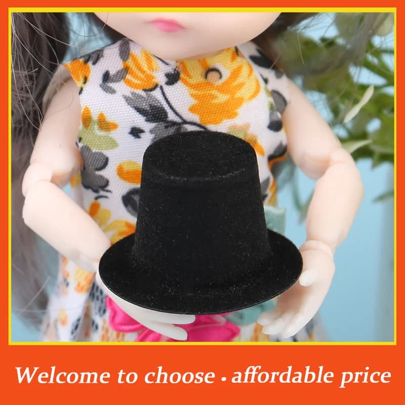 TU 10 pezzi nuovi accessori fai da te per casa delle bambole in miniatura 1:12, modello di cappello floccato in PVC nero simulato
