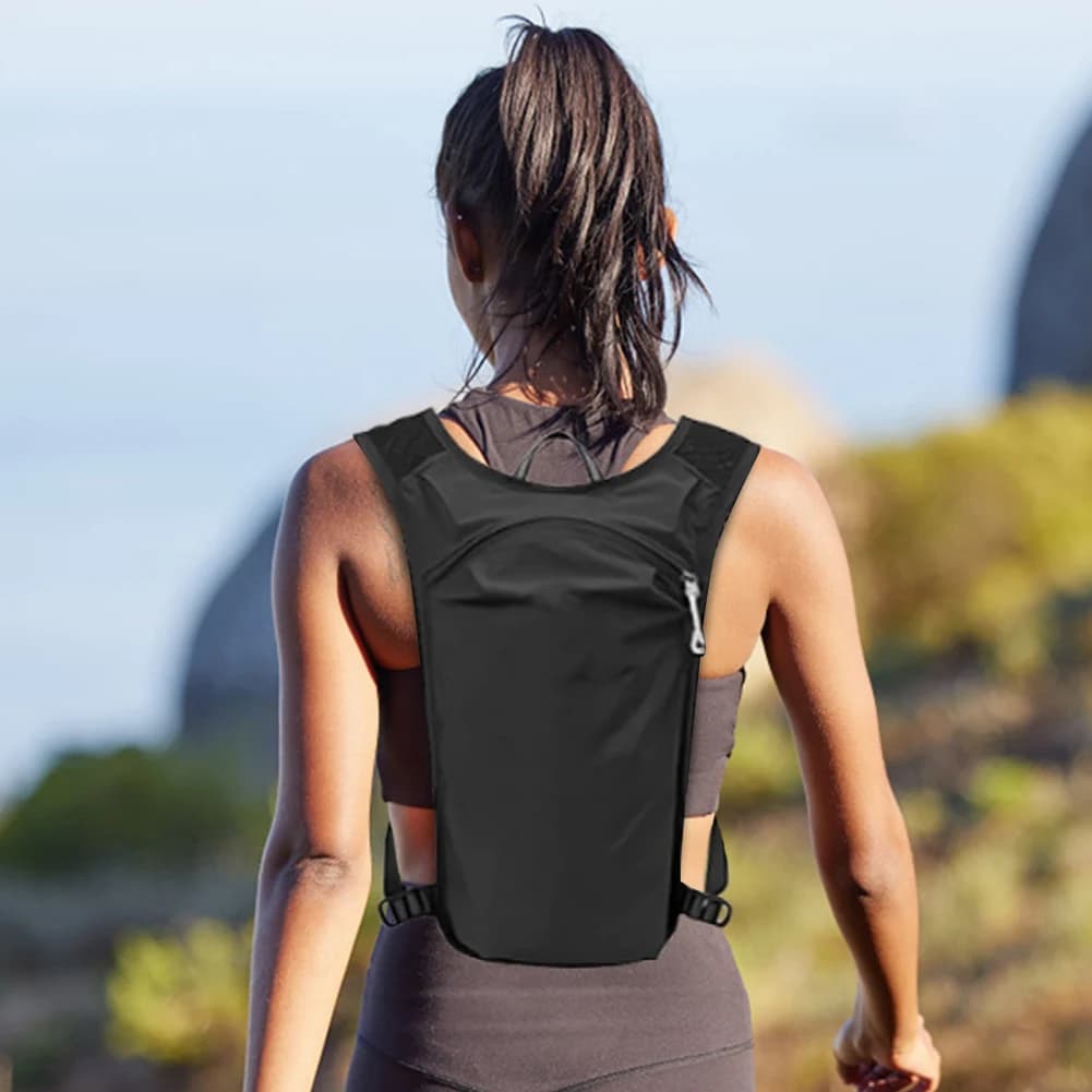 Light trail running backpack for women and men, camping bag for hydration, bladder bag, water backpack, vest for Runner Trail Race