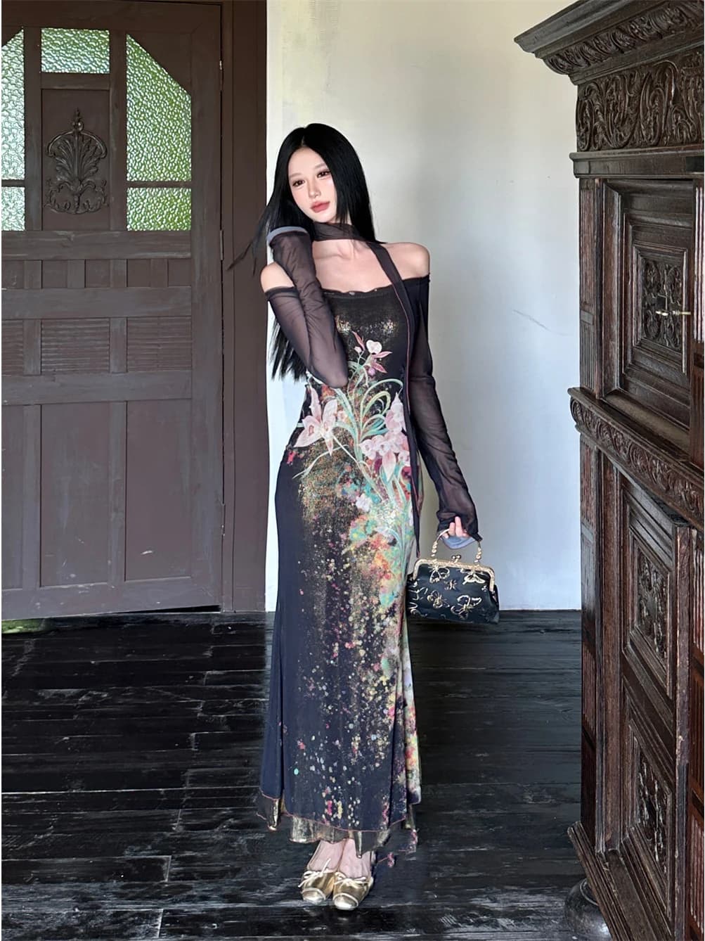 Sexy One-Shoulder Fish-Tail Gown with Floral Embroidery And Gold Foil Netting Long Sleeve Evening Dress for Women