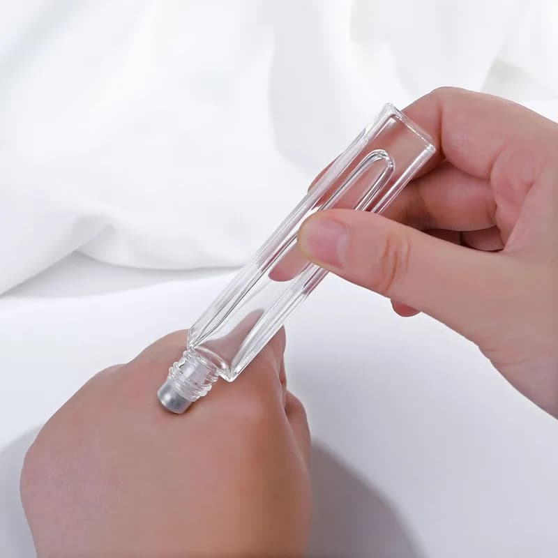 10/30 Pezzi Flaconi in Vetro da 10ml Quadrati/Rotondi per Oli Essenziali, Bottiglie Roll-On Trasparenti per Profumi, Contenitori Vuoti in Vetro per Cosmetici