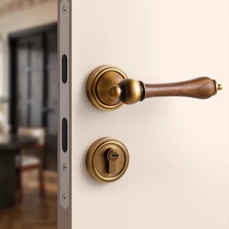 Serratura per Porta da Camera Stile Mid-Century, Maniglia per Porte Interne in Legno, Chiusura Magnetica Silenziosa, Accessori Classici con Finitura Patinata
