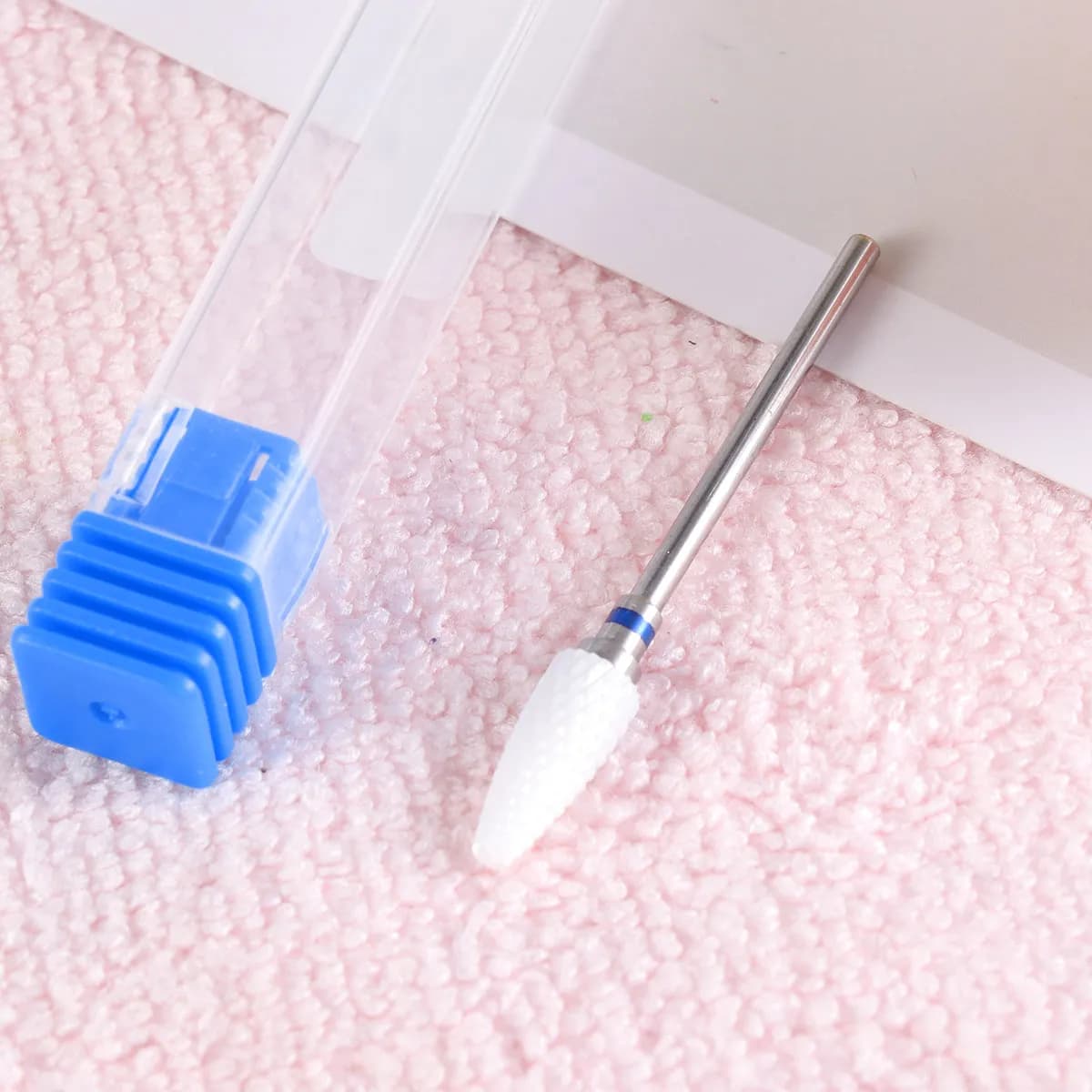 Set Professionale di Punte in Ceramica per Trapano per Unghie, per Rimodellare, Lucidare, Rimuovere Gel e Pelle Morta, Set di Punte Elettriche per Manicure