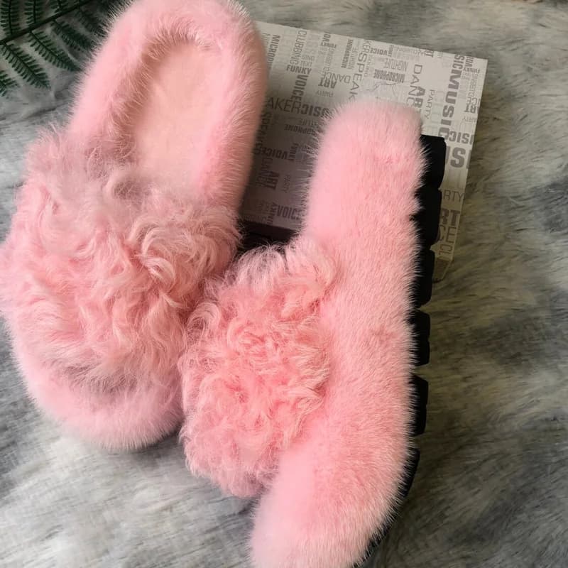 2026 New Real Mink Fur Slippers Women Wool Fur Home Slider Woman Summer Fluffy Fuzzy Flat Slides Flip Flops Female Sandals