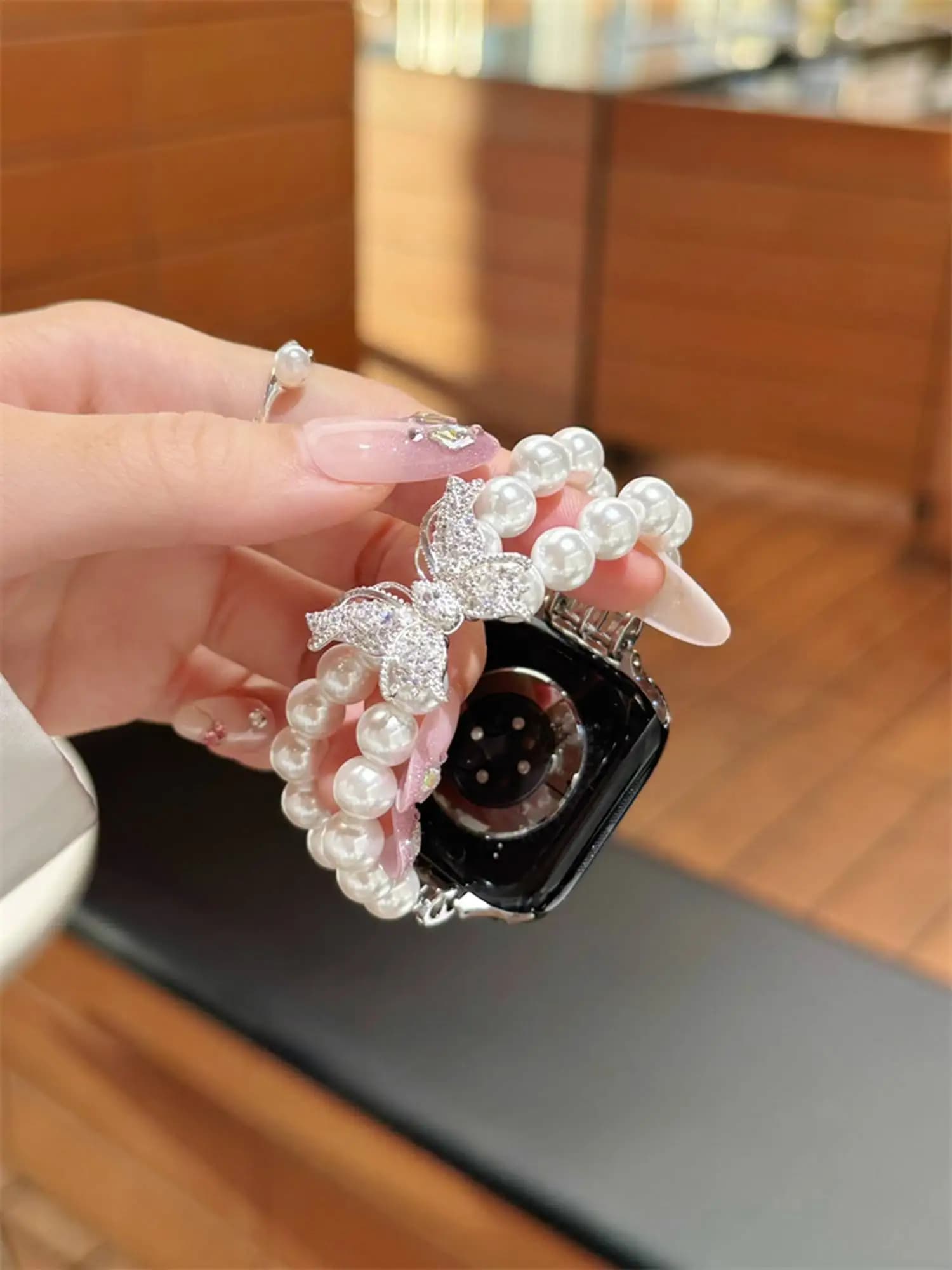 Fashion Bling Gorgeous Butterfly Metal Strap for Apple Watch Band Women 40mm 41mm 38mm 42mm 44mm 45mm 46mm Starp