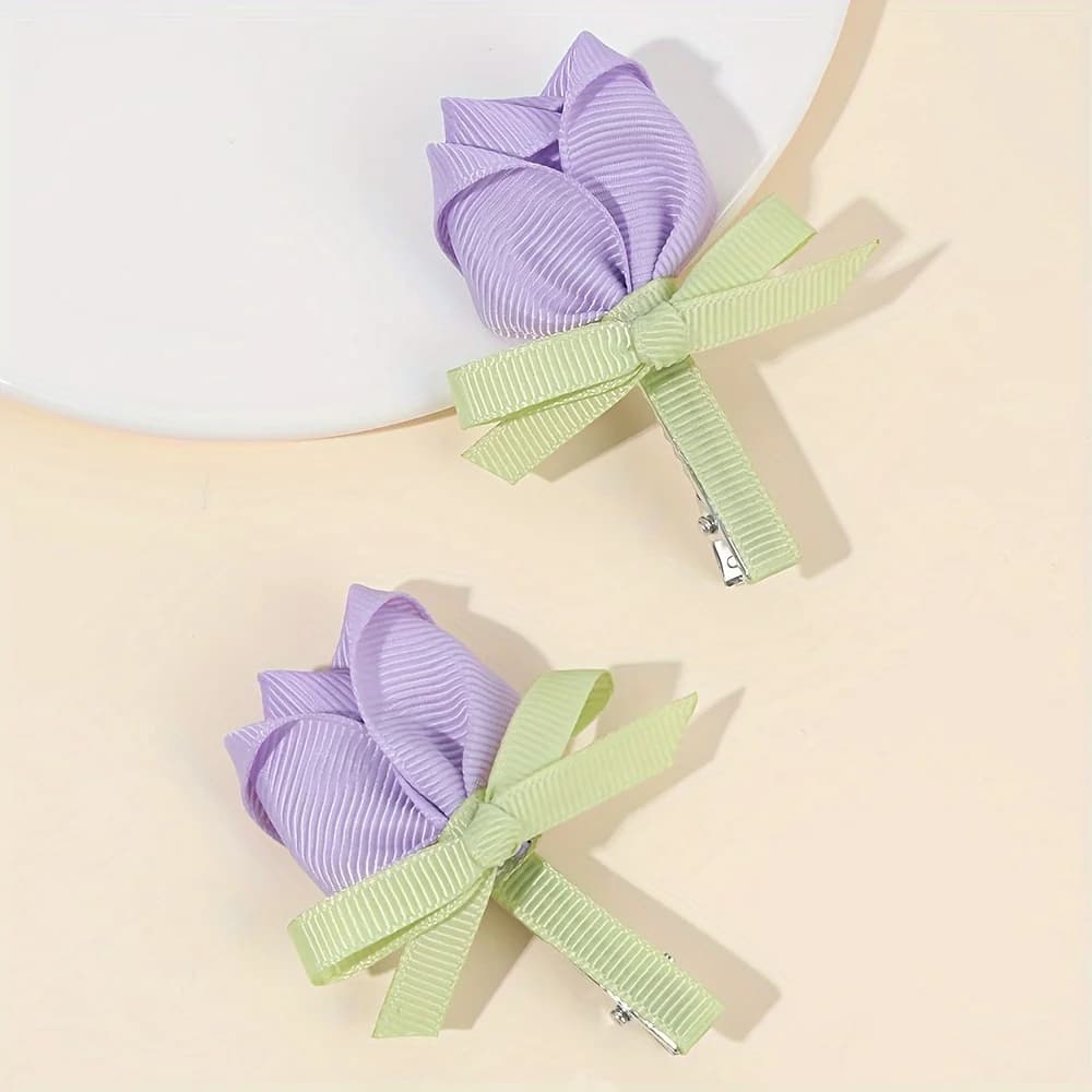 Flower Hairpin Set (Pack of 2), made with ribbed ribbon. Lovely flower hair accessory, suitable as a gift, includes alligator clip and hairpin.