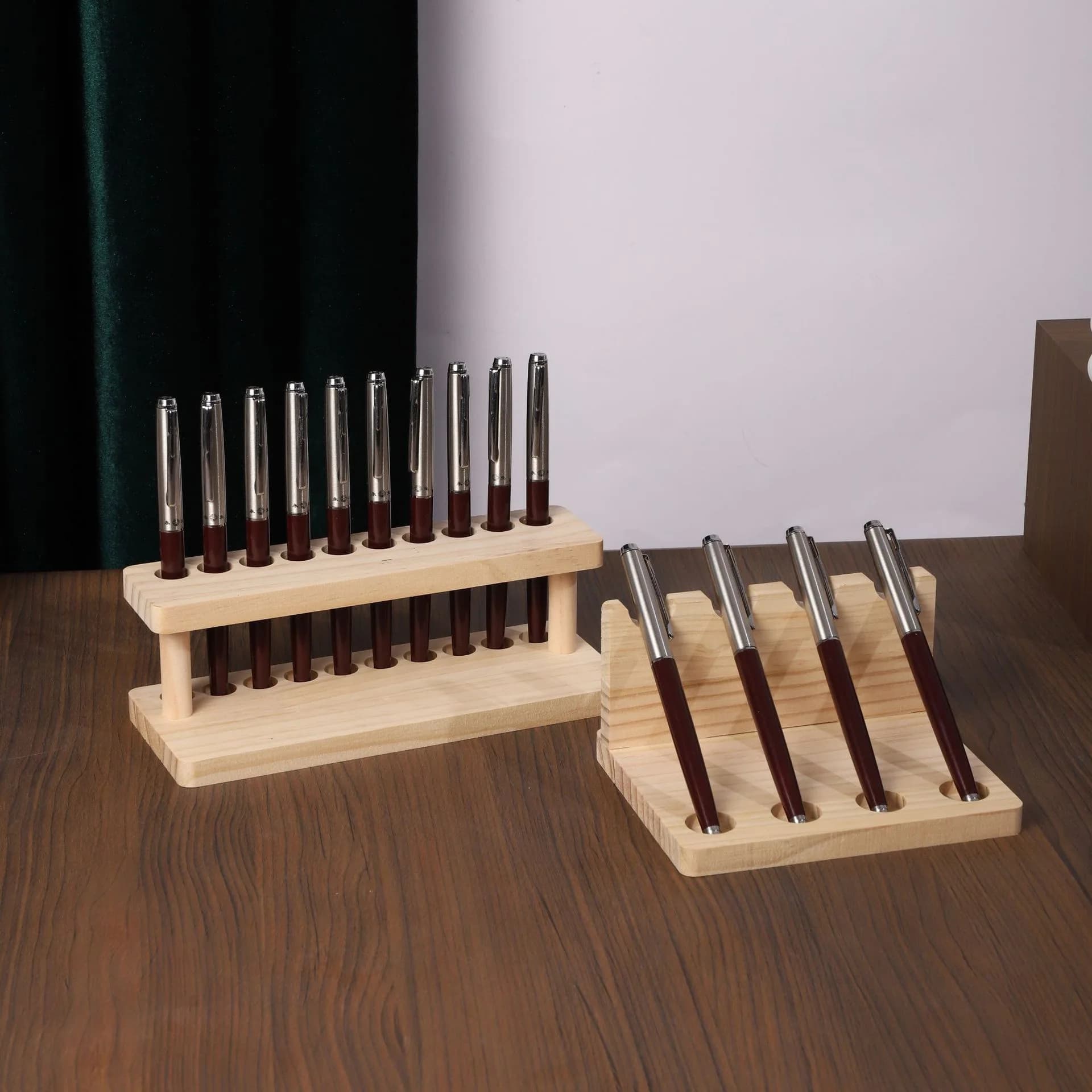 Organizer da Scrivania Multifunzione in Legno di Noce con 4/10 Scomparti - Portapenne, Supporto per Telefono e Soluzione di Archiviazione per Ufficio e Scuola