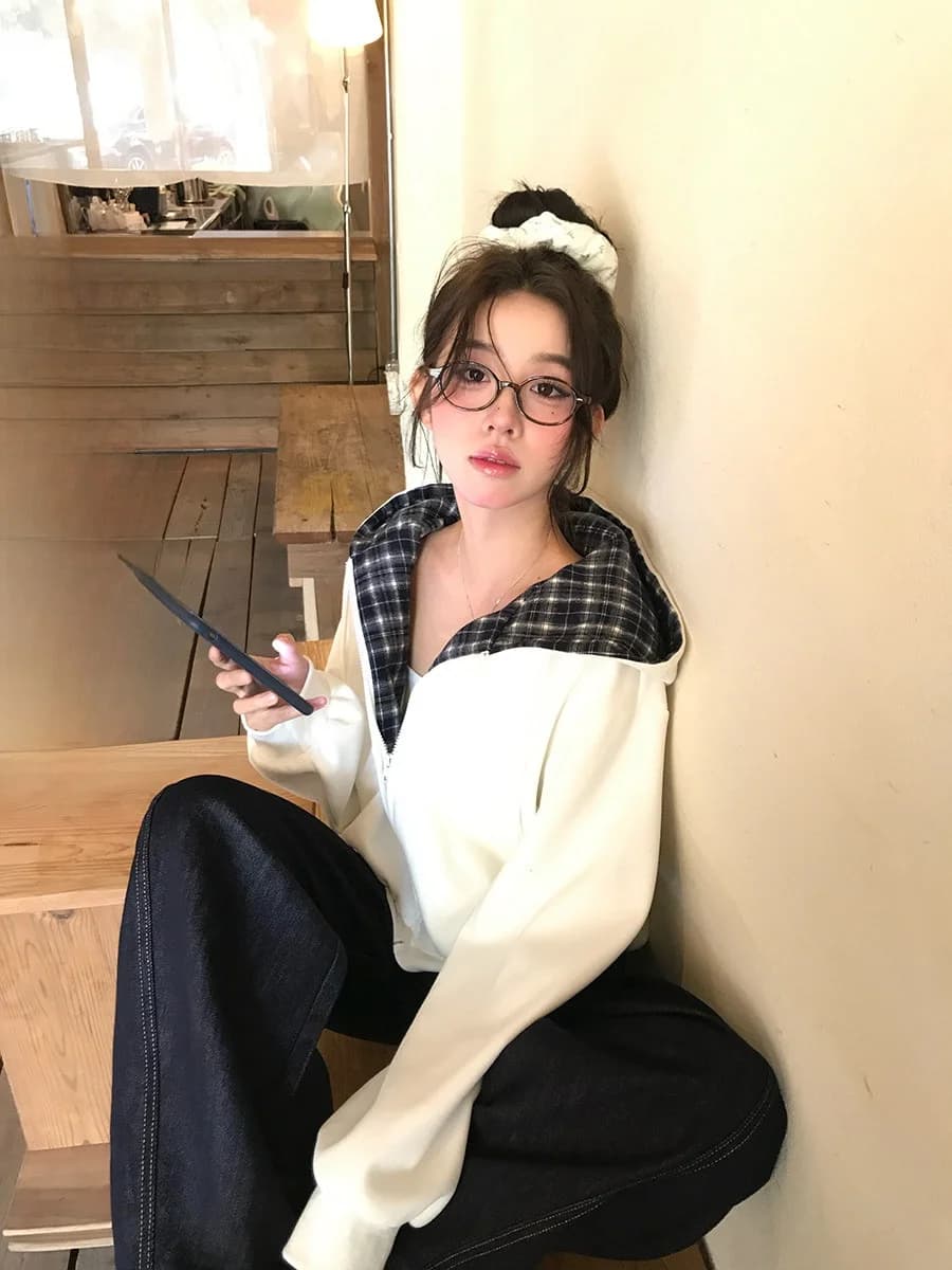 Sinbounboun Chic Contrast Color Block Hoodie Zipper Cardigan Women's Short Style Korean Style Cotton Blend Long Sleeve