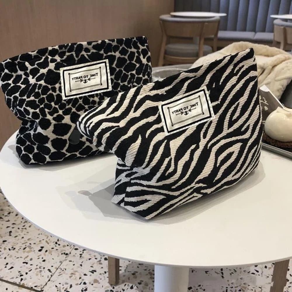 Fashion Print Zebra Print Makeup Bag, Wash Bag, Women's Handbag, Hand-held Bag, Convenient Large Capacity Storagebag