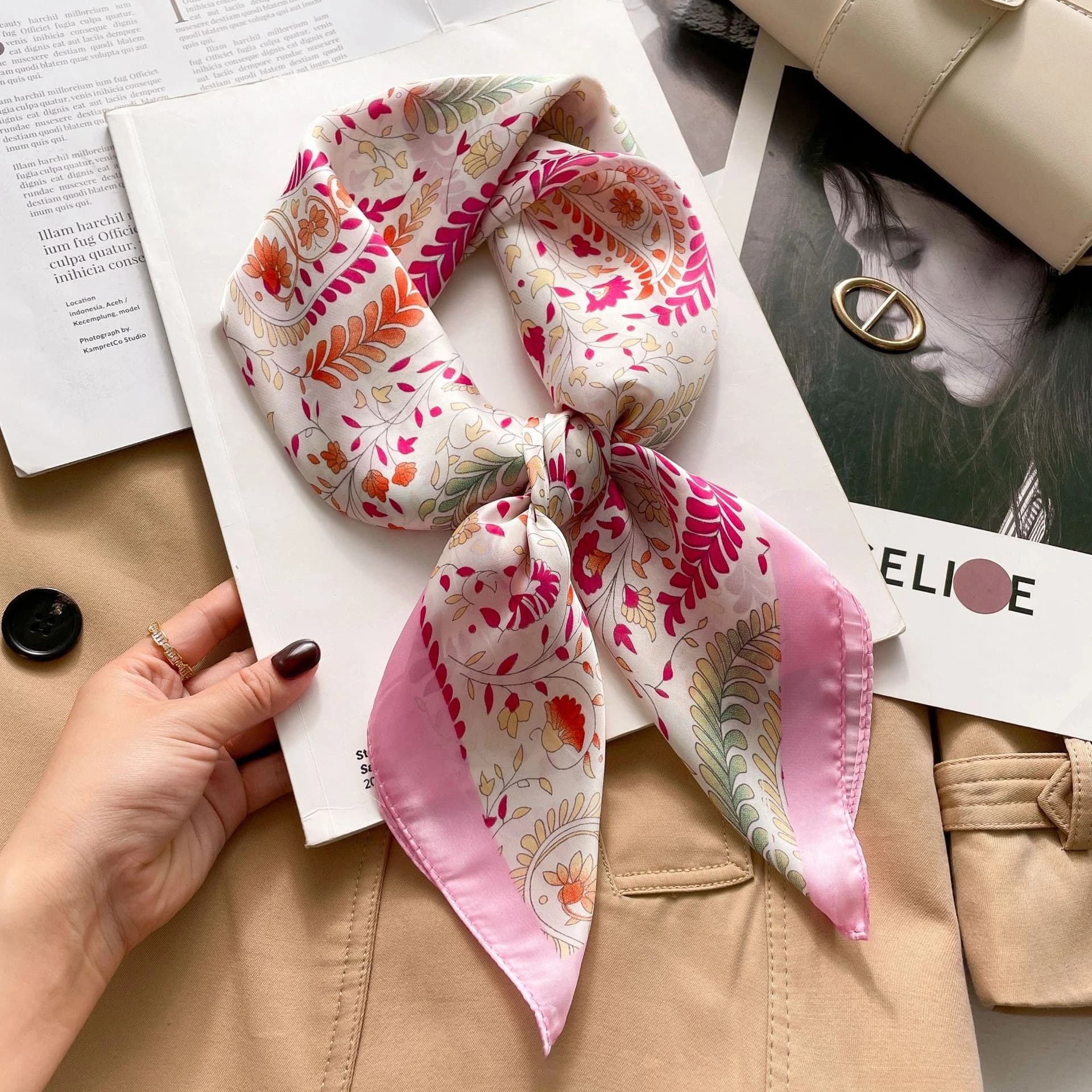 Foulard Quadrato in Seta da Donna di Lusso con Stampa Floreale, Morbido Raso, Fascia per Capelli, Sciarpa per il Collo, Hijab, Fascia per la Testa, Nastro per Borsa