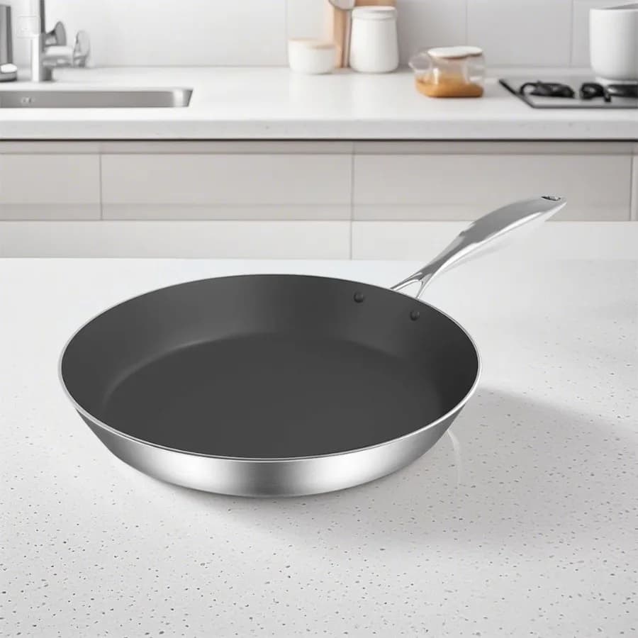 Padella in Acciaio Inox da 26cm con Interno Antiaderente per Cottura a Induzione, Perfetta per l'Uso Quotidiano, Durevole e con Distribuzione del Calore Uniforme