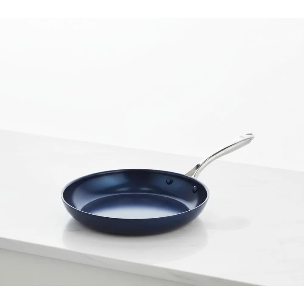 Hard anodized ceramic non-stick pan, without PFAS, dishwasher and oven washable, grey - Ideal for domestic kitchens
