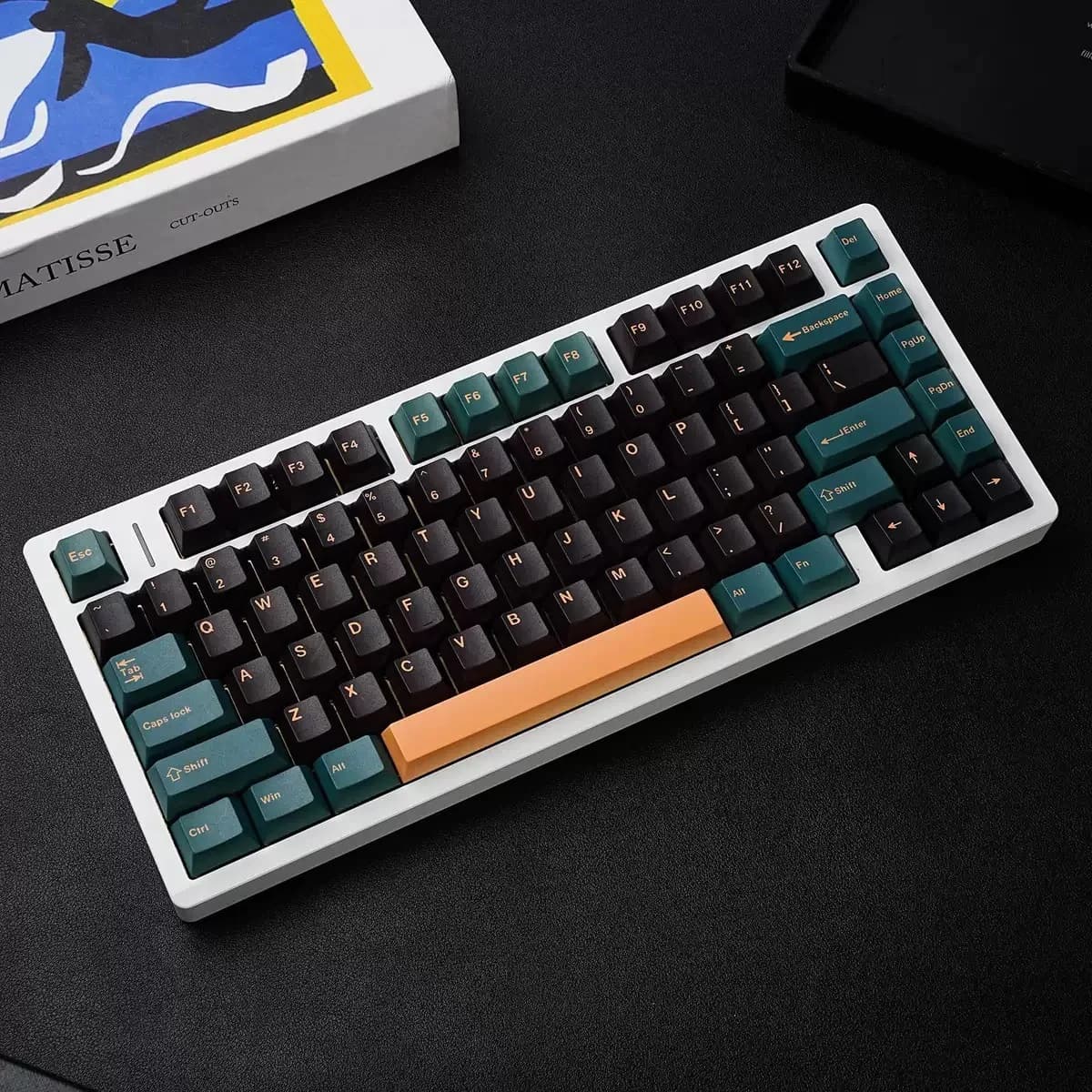 Green Multi Language Keycaps Korean Russian Spanish French Japanese Cherry Profile PBT Dye-Sub for MX Mechanical Keyboard Gaming