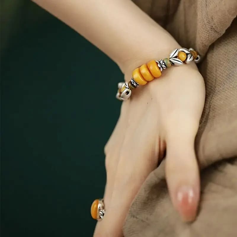 Bracciale Giallo con Perline Rotonde a Disco e Foglie a Spiga, Nuovo Design Etnico Vintage di Nicchia, Fatto a Mano, Gioiello da Indossare Ogni Giorno, Regalo per Donna