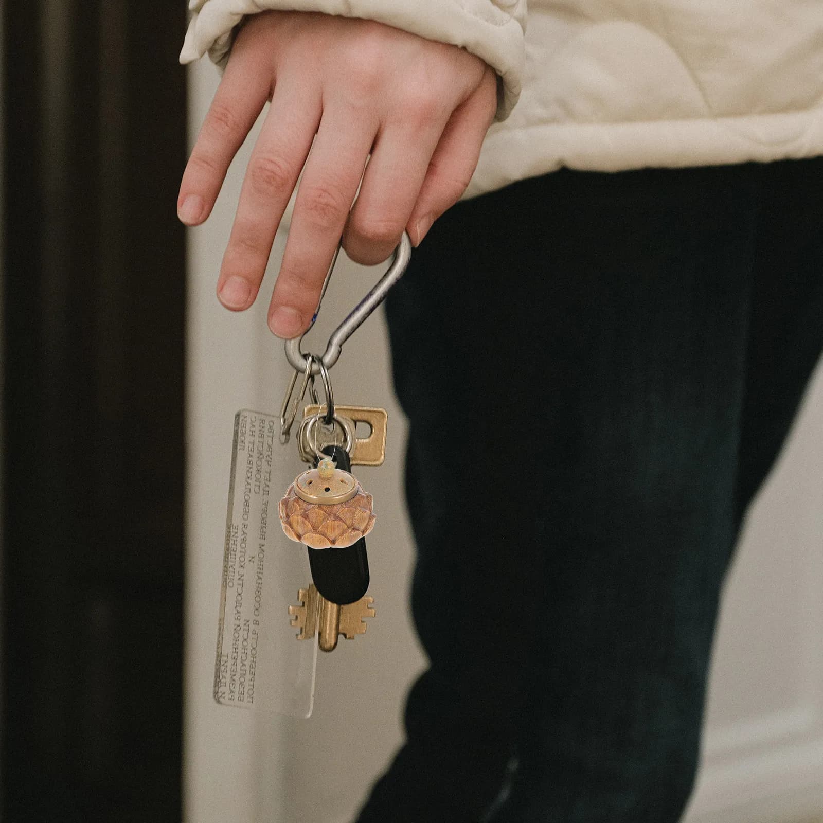 Ciondolo Profumato in Legno Fatto a Mano per Portachiavi, Decorazione Fai-da-Te, Leggero e Portatile, Diffusore di Aromi per Borse