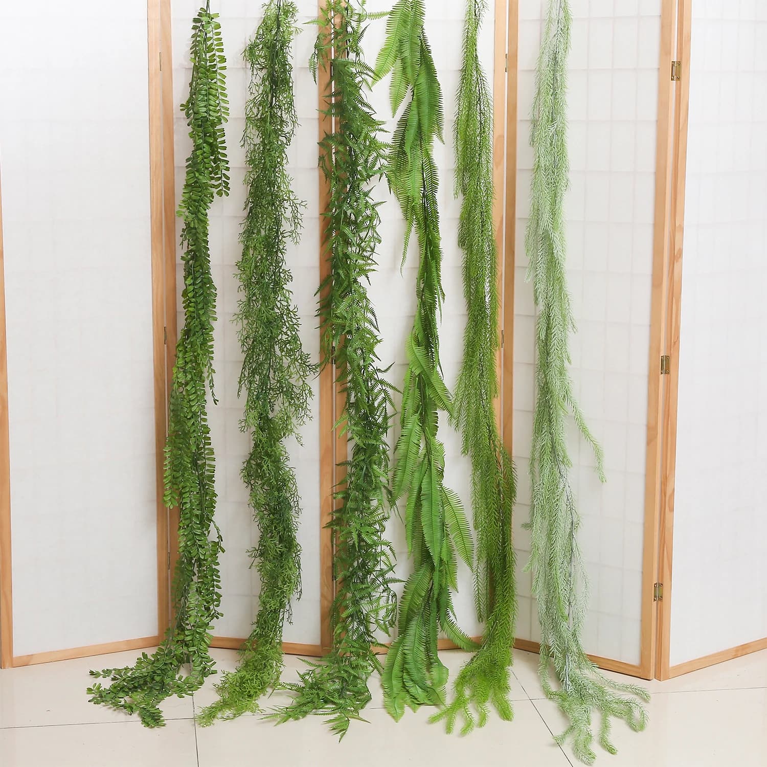 Extra Long 220cm Artificial Cedar Vine Fern Plant - Realistic Fake Ivy for Fence Wall Decor Indoor Outdoor Hanging Greenery