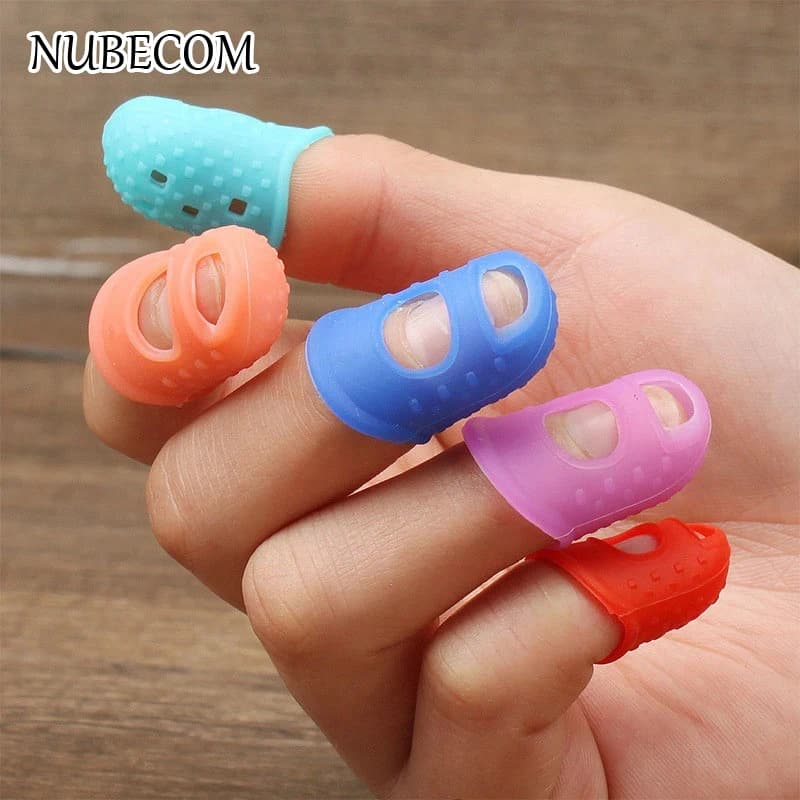 NUBECOM 5 pz/lotto Scavato Traspirante Protettivo Dito Manica Multifunzione Ditali In Silicone Artigianato FAI DA TE Accessori Per Cucire
