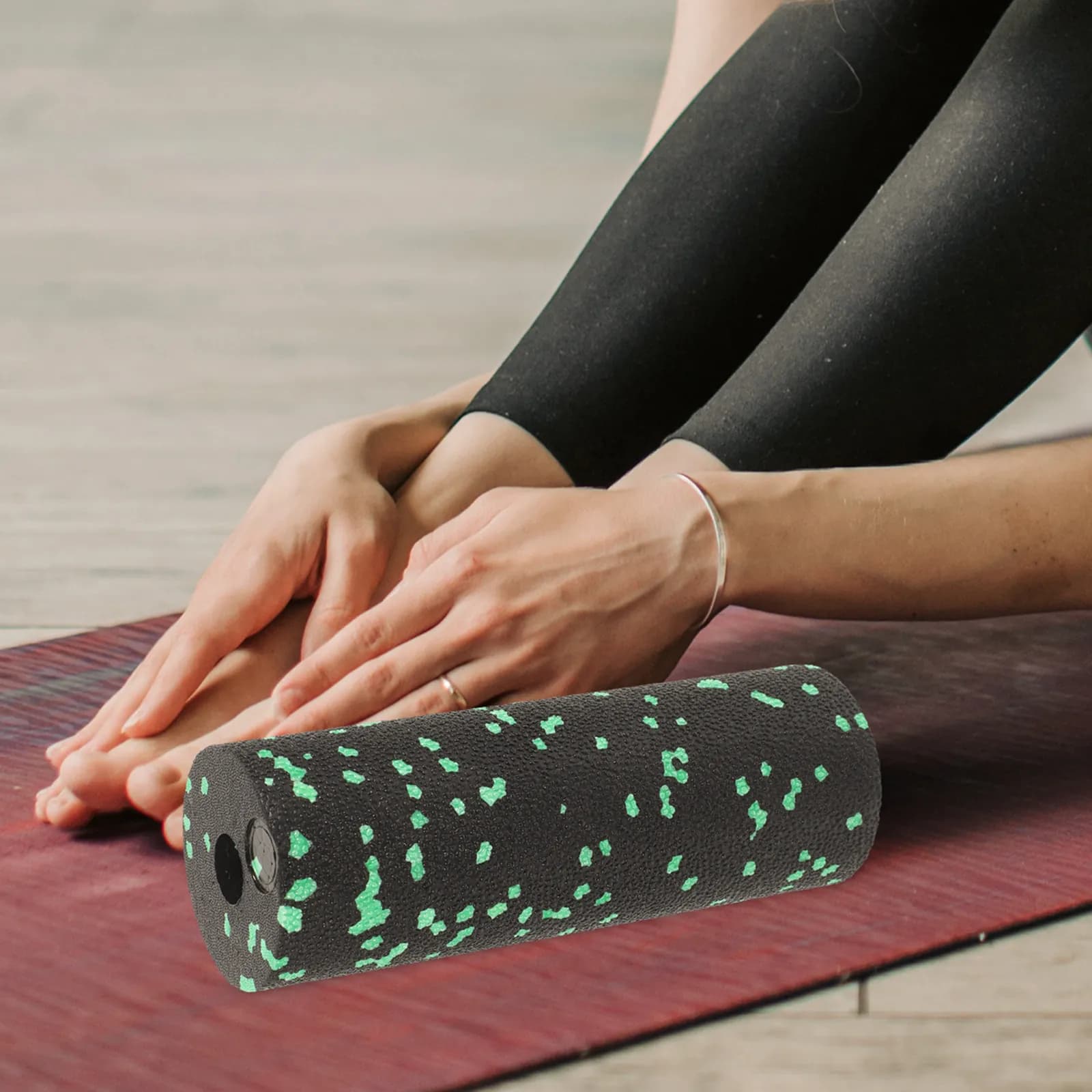 Mini Roller Massage in Green Foam Portable for Muscle Relaxation, Fitness Massage Rigid Travel for Balance and Legs