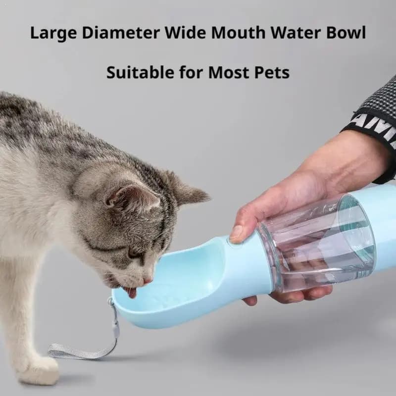 Bottiglia d'Acqua e Contenitore per Cibo 4-in-1 per Cani, Dispenser Portatile per Alimenti con Erogatore di Sacchetti Igienici, Tazza da Viaggio Antigoccia per Passeggiate all'Aperto