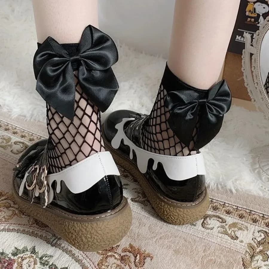 Calzini corti da donna in rete nera calzini a rete con fiocco Calzini da principessa Harajuku Lolita per ragazze Calzini corti in rete da pesca in pizzo bianco