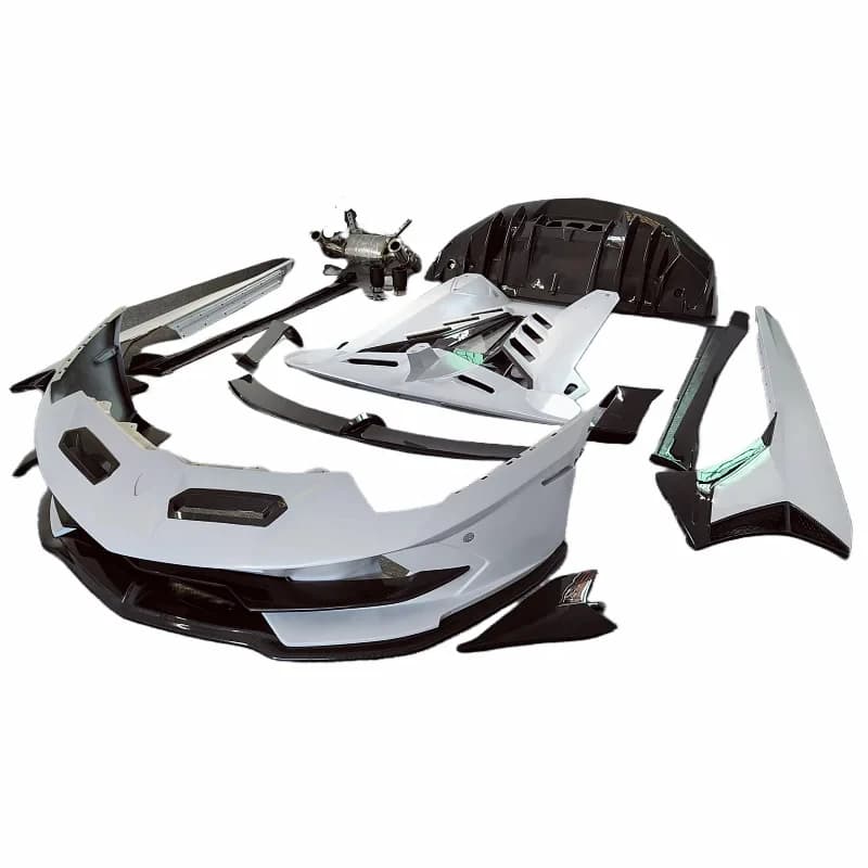 Kit Carrozzeria in Fibra di Carbonio Stile Dry: Paraurti Anteriore e Posteriore, Minigonne Laterali, Spoiler, Scarico per Aventador LP700 LP720