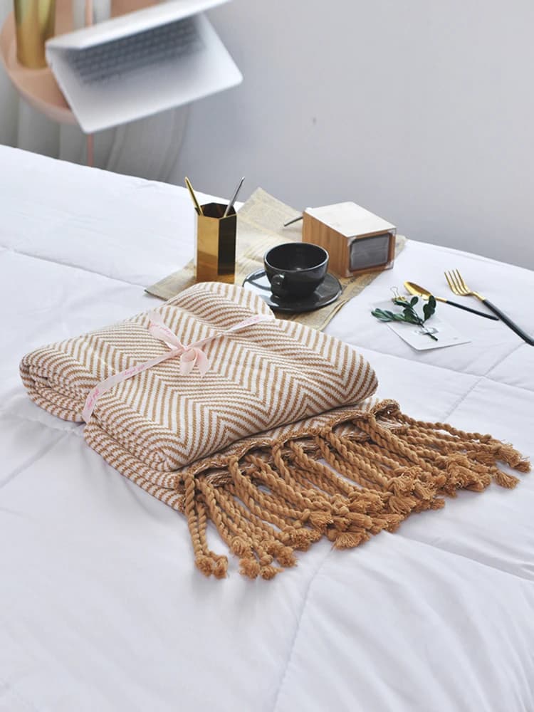 Pure Cotton Knitted Blanket Lightweight Office Sofa Nap Cover Woolen Thread Fringed Towel Blanket Single Person Shoulder Wrap