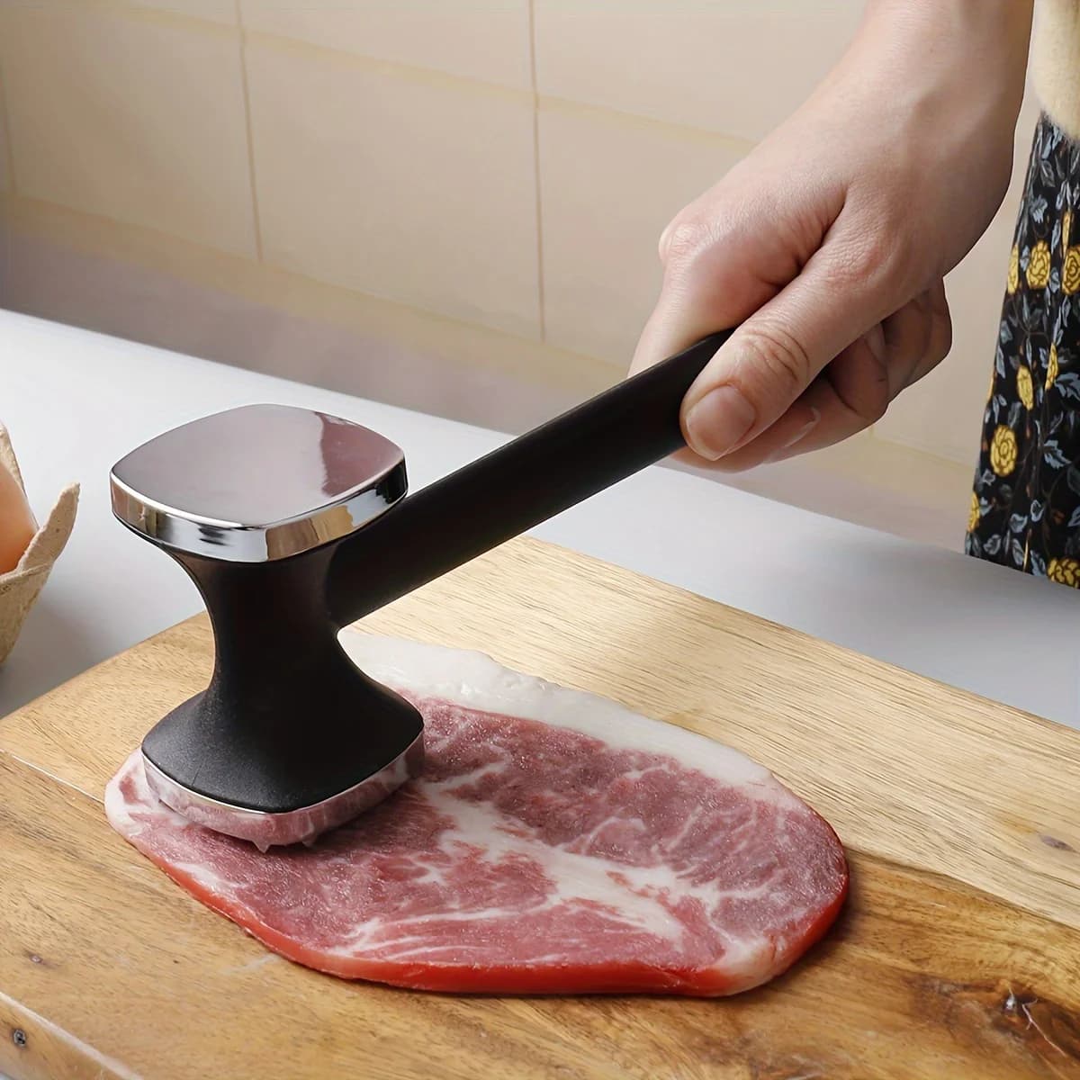 Professional Batticarne Hammer with Rubber Grip, Stainless Steel Head for Beating and Softening Without Stress