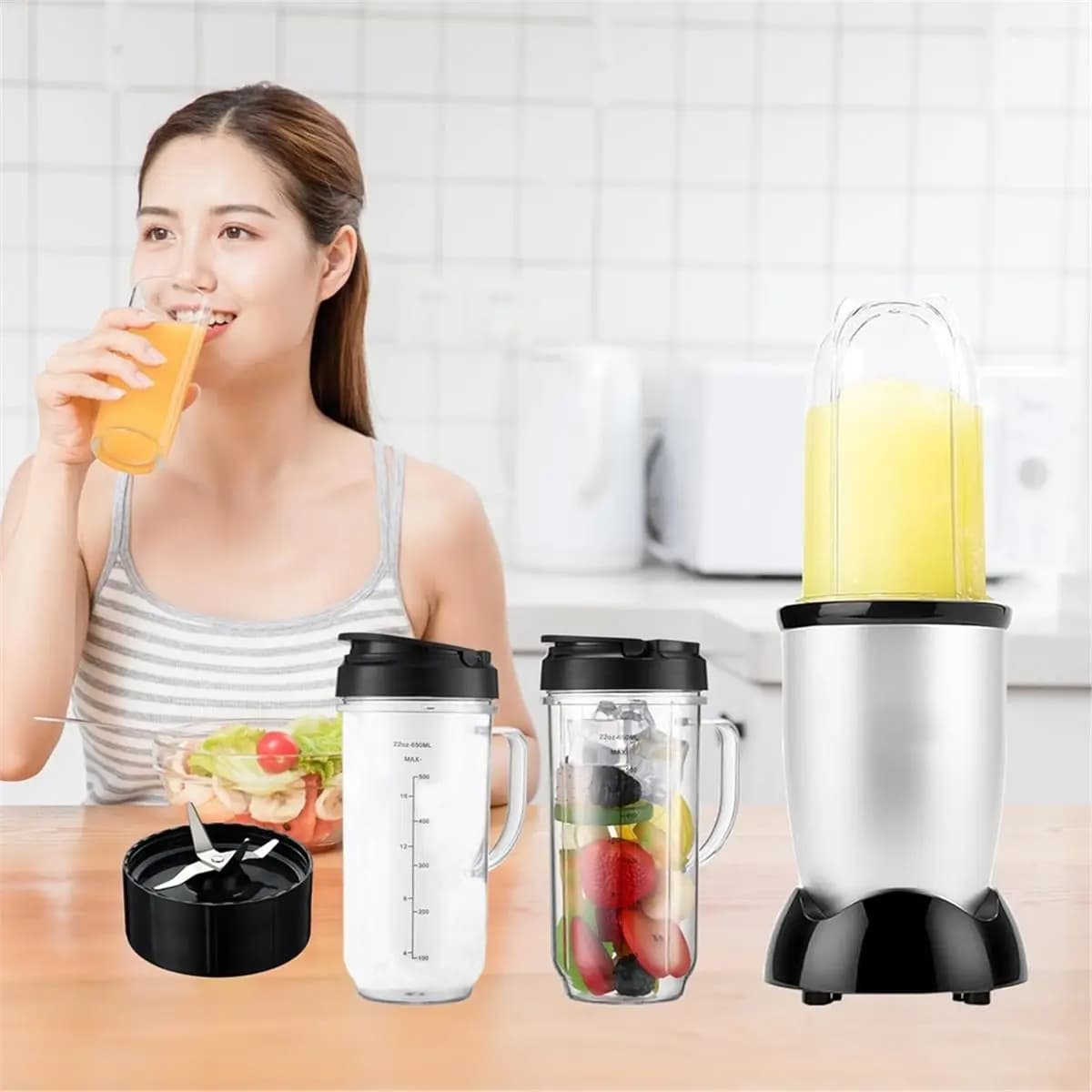 Bicchieri e Lame per Frullatore Magic Bullet, Bicchiere da 22oz con Coperchio Flip Top da Asporto, Lama Incrociata, per Magic Bullet